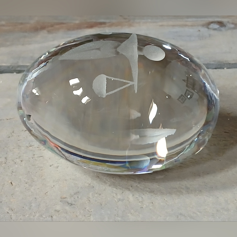 Vintage 70s Clear Glass Crystal Egg Paperweight Zodiac Libra Ekenas Sweden - Picture 3 of 14
